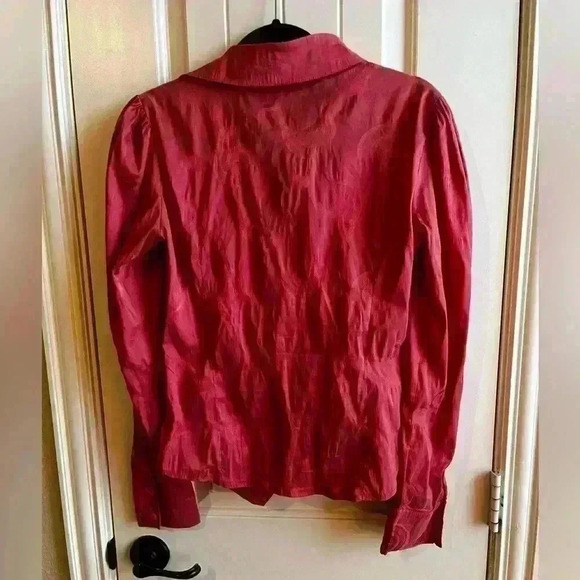 Beautiful Coral Long Sleeve Blouse - Picture 2 of 10